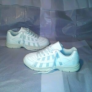 K-Swiss Mint Sneakers, Brand NEW, Women size 9
